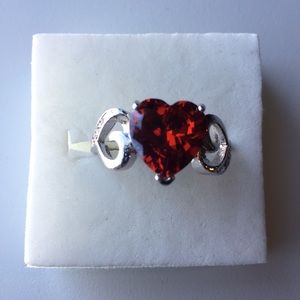 Stamped 925(sterling silver) 2CT Red Garnet RING